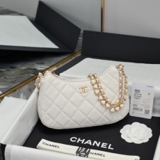 Chanel Hobo Bags